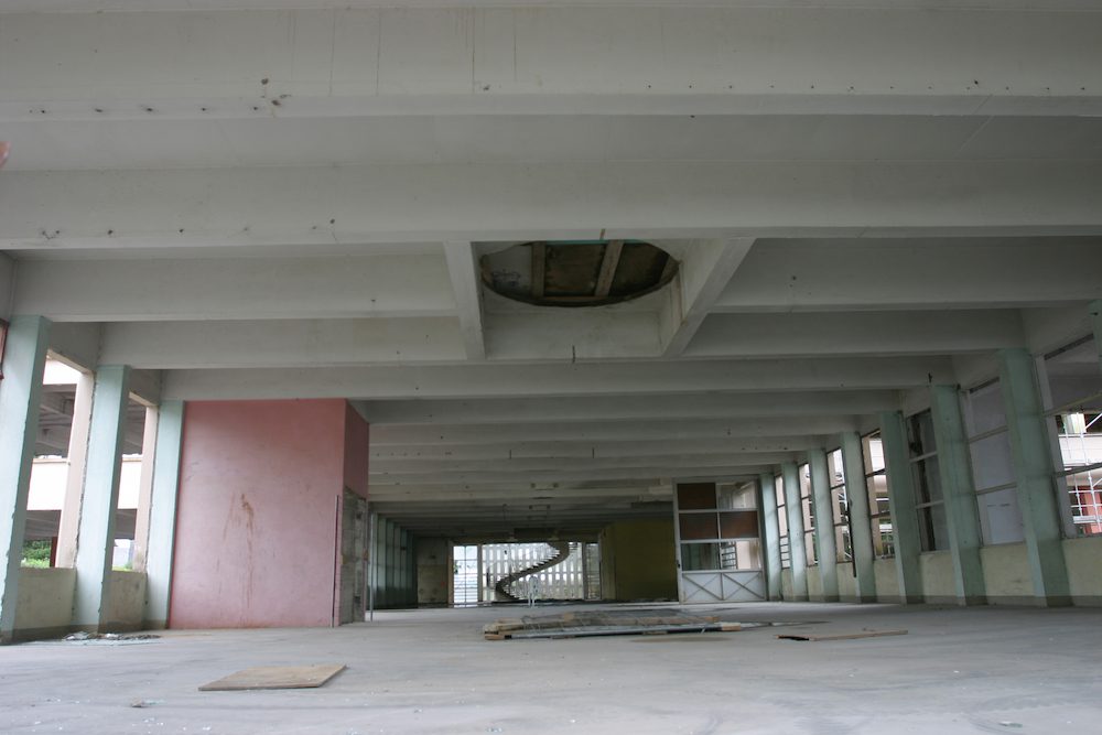Travaux de réhabilitation de l’ex-usine Réhault, 2006
