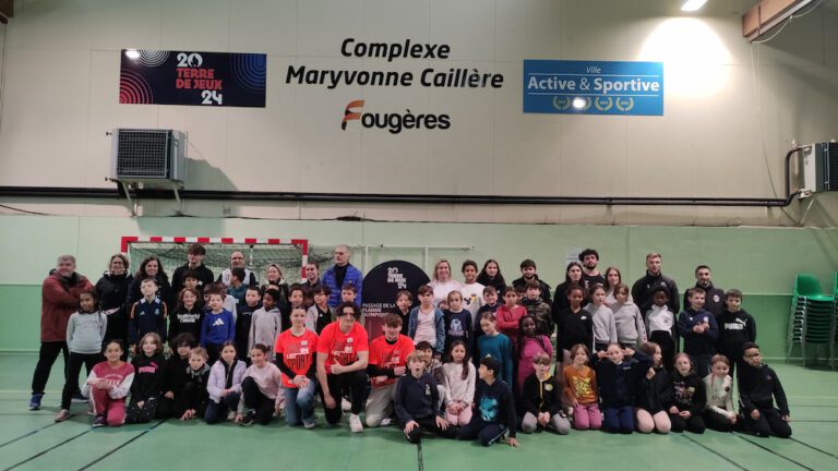 photo de groupe olympiade inter écoles FOugères