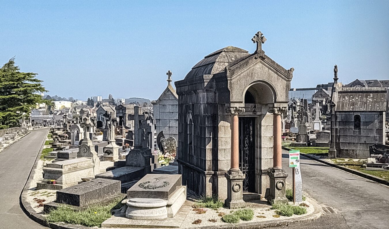 Le Printemps des cimetières