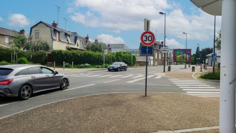 rue deveria fougères (2)